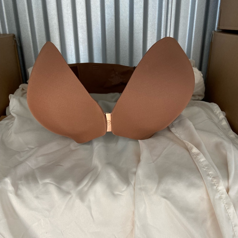Evelyn & Bobbie bustier bra
